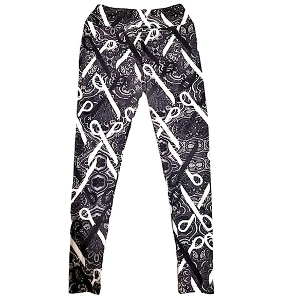 LULAROE Black and White Scissor Print Leggings - Picture 3 of 5